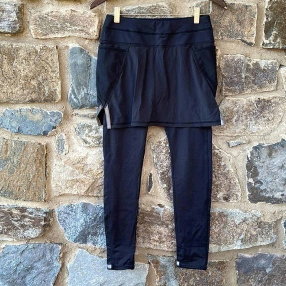 Athleta Powder Peak 2 In 1 Tight XS Black Running Workout size XS